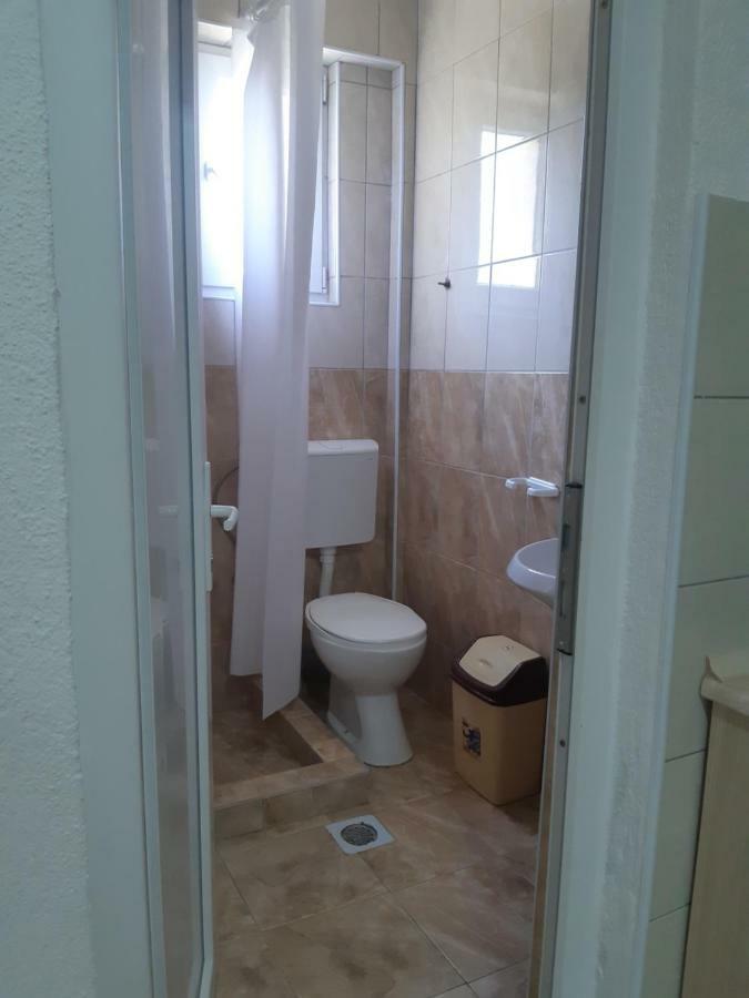 Apartments Ana Dojran Pokoj fotografie